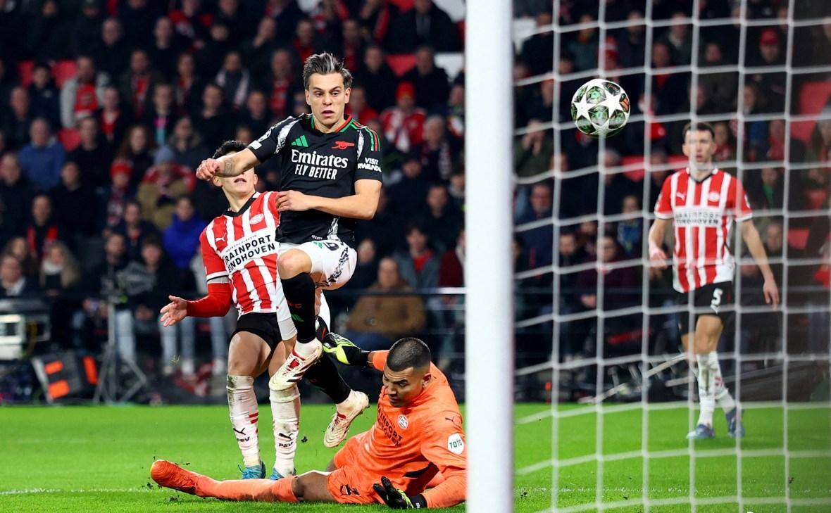 开云体验-欧冠集结日走向成谜，埃因霍温防线松动，管理层满意，年轻球员得到机会的简单介绍